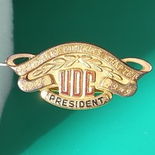 UDC United Daughters of the Confederacy President Pin 1966 Sally Tomkins Chapter picture