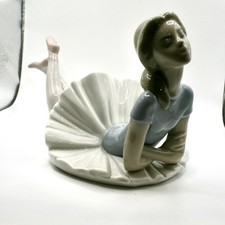 Lladro Ballerina Laying Down  Heather by Juan Huerta DAISA 1978 Spain No Box picture