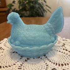 Hen on Nest 6” Light Blue Opalaine/Milk Glass Westmoreland 1940’s / 50’s RARE picture