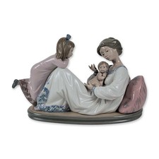 Lladro Porcelain Figurine, Latest Addition 1001606 picture