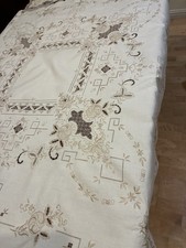 Vtg Madeira Cutwork Linen Tablecloth 6 Napkins Pristine Hand Embroidered 48x50 picture