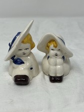 Vintage Hand Painted Ceramic Sunbonnet Girls Salt & Pepper Shakers picture
