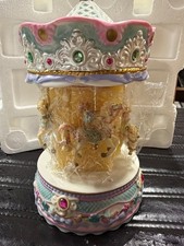 -2002 Avon Beary Go Round Carousel Musical Ceramic 11.5