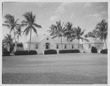J.G. Sample, residence in Port Royal, Naples, Florida. Entrance facade picture