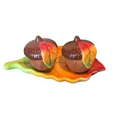 EUC Vintage Fall Acorn Autumn Leaves Salt Pepper Shaker Set of 3 Pieces picture