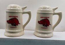 Arkansas Razorbacks Salt Pepper Shakers picture