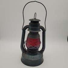 Antique c.1915 Dietz Little Wizard Syracuse New York Lantern Red Globe Original picture
