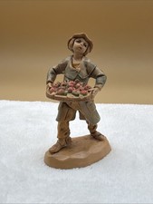 Fontanini FARMER w/ APPLE CRATE 1990 #19 by Roman Inc Nativity Figure 3.5