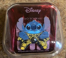 Limited Signature Series DISNEY STITCH Gaming Lovers PIN picture