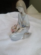 Lladro 5210 Spring Girl with Flowers Retired Figurine Kneeling Girl with Basket picture