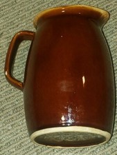 Vintage Hull Pottery Brown Drip 6¾