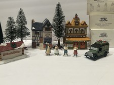 Vtg Dept 56 Dickens Village Houses And Accessories Lot•11 Pieces•Working•EUC picture