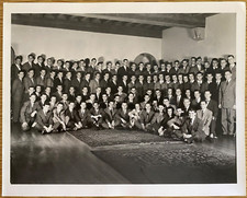 1947 PORTLAND, OREGON vintage 8x10 real photograph FURNITURE SELLER'S CONVENTION picture