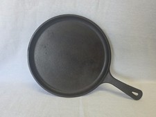 Vintage Lodge 90G Cast Iron Flat Griddle Skillet 10 1/2” Oil Coated Made In USA picture