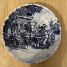VTG Delft Blue Wall Plate Hand Decorated In Horse Drawn Carriage Design 9.5” picture