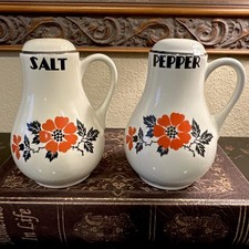 Set Of (2) Hall RED POPPY-Handled Range Salt & Pepper Shakers-1935-1955-w/Corks picture