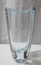 Strombergshyttan Sweden Triangular Crystal Vase Etched Floral Signed numbered picture
