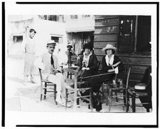 Photo:Crete Greece Janet Flanner Solita Solano 1921 outdoor group portrait picture