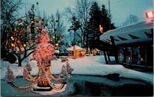 Oriskany NY Trinkaus Manor Christmas Lights Restaurant Wonderland postcard IP15D picture