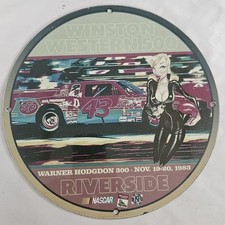 VINTAGE 1983 PORCELAIN METAL 12