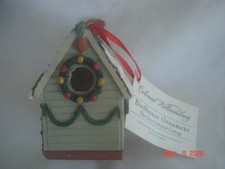 2000 COLONIAL WILLIAMSBURG BIRDHOUSE ORNAMENT The Grey Colonial Cottage w/ TAG picture