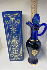 Vitg AVON Nile Blue Bath Urn Skin-So-Soft Bath Oil  w/ Original Box 6 oz. 1972 picture