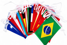 10 Metre 34 Flags of the World Multi Nations Fabric Bunting Speedy Delivery picture