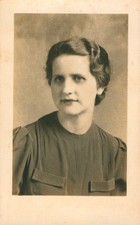 Old Vintage Photo PORTRAIT SOLO WOMAN PRETTY LADY ANTIQUE FOUND PHOTOGRAPH picture