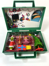 NEW Universal's Island's of Adventure: Dr. Seuss Rare Grinch Figures Boxed Set picture