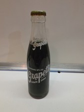 Grapette Grape Soda Pop Full Sealed 6 oz Soda Bottle Green Cap READ DESCRIPTION  picture