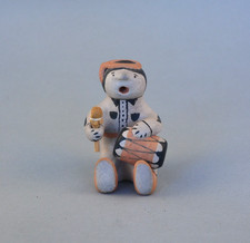 Sarah Arquero - Cochiti Pueblo Storyteller Pottery Figure - Male Drummer - 3