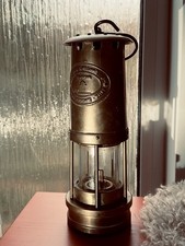 **Authentic G. Thomas & Williams Cambrian Miner’s Lamp – Made in Wales No. 2526 picture