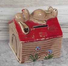 Vintage Ceramic dog-on-doghouse-roof coin bank, 4