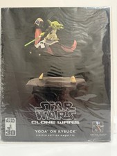 Gentle Giant Star Wars Clone Wars Yoda on Kybuck Ltd Edition Maquette 1168/3500 picture