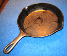 NICE GRISWOLD # 7 SKILLET, LARGE BLOCK, LITTLE WOBBLE, ERIE 701-SMOOTH picture