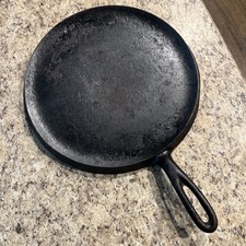 VTG Wagner Ware Sidney 0 Cast Iron Skillet/Griddle 1102E Fat Free Fryer Pan Flat picture