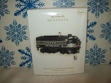 HALLMARK LIONEL TRAINS NEW YORK CENTRAL LOCOMOTIVE #13 SERIES 2008 ORNAMENTS picture