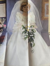 Princess Diana Bride Doll Commemorative Edition Danberry Mint. Excellent Cond. picture