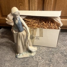 NAO by LLADRO Spain Porcelain Figurine Girl With Swan With Original Box picture