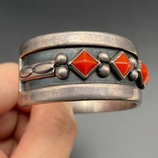 Vintage Navajo Native Handmade Coral Sterling Silver Bracelet Cuff 6-1/2