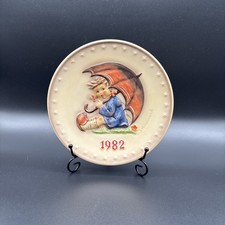 Vintage Goebel Hummel Annual Plate 1982 In Original Box picture