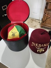 Vintage Medinah Shriners Fez Hat Masonic Burgundy Tassel Hard Case & Cover picture