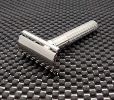 Vintage 1940's Gillette Fat Handle Tech DE Safety Razor Nice & Clean picture