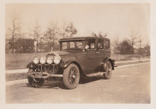 1928 Press Photo Automobile for testing headlights at General Motors Research picture