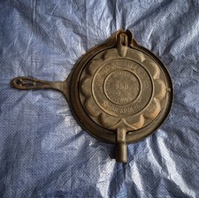 Vintage ALFRED ANDRESEN & CO MINNEAPOLIS Griswold Heart Waffle Iron Maker & Base picture