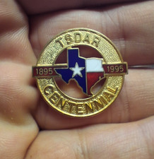 TSDAR Texas Daughters of the American Revolution Centennial Pin Gold Filled picture