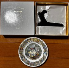 Noritake My Neighbor Totoro 2016 Yearly Collector Plate Boxed Unused picture