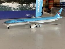 Phoenix Models Korean Air Boeing 777-300 1:400 HL7573 picture