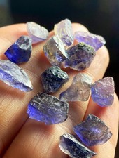 Iolite Crystal picture