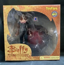 ToyFare Buffy the Vampire Slayer Vampire Willow Figure ToyFare Exclusive 2004 picture
